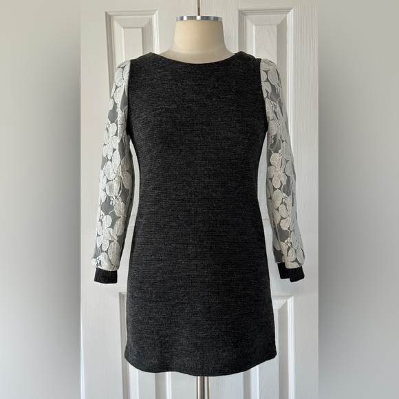 Fangting Gray Lace Sleeve Mini Sweater Dress Size S